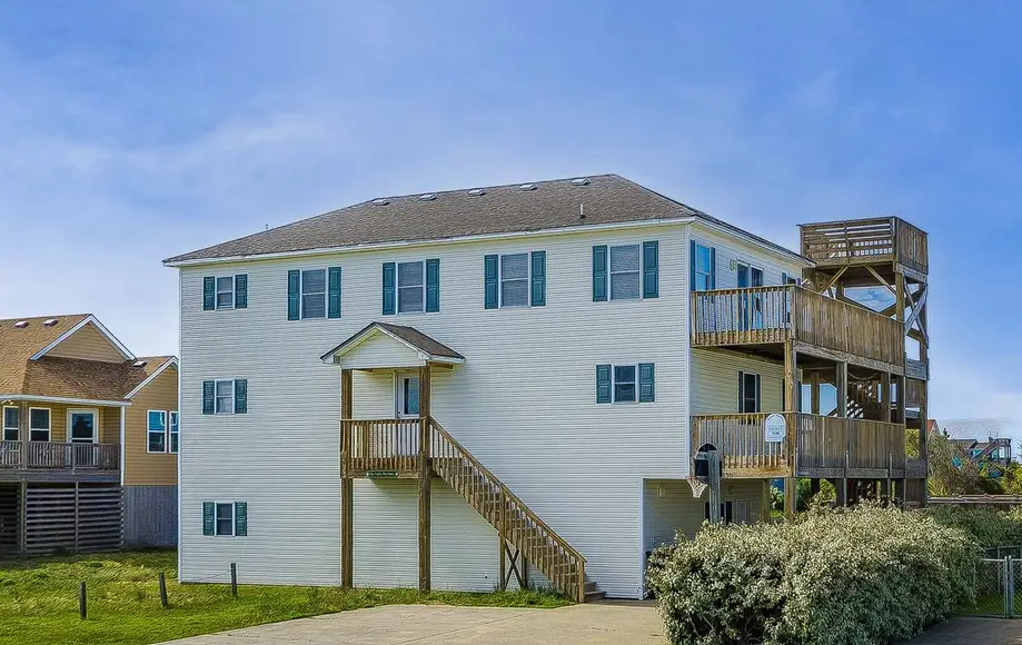 Boss's Playhouse